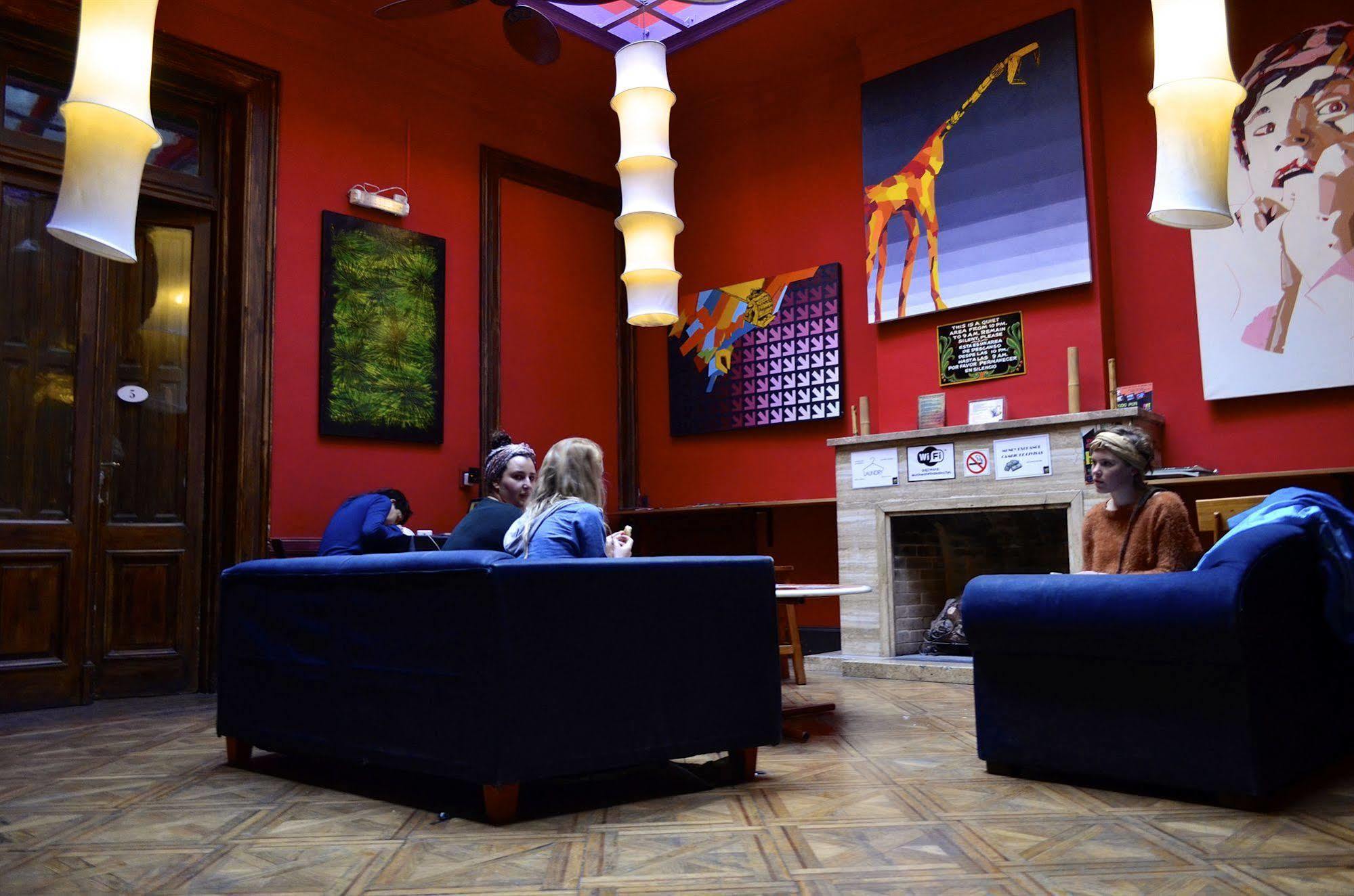 Art Factory San Telmo Hostel Buenos Aires Exterior photo